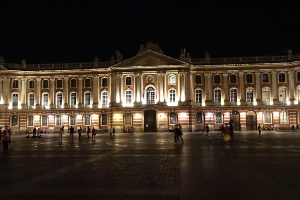 Апартаменты A 150 Pas Du Capitole! Тулуза Экстерьер фото